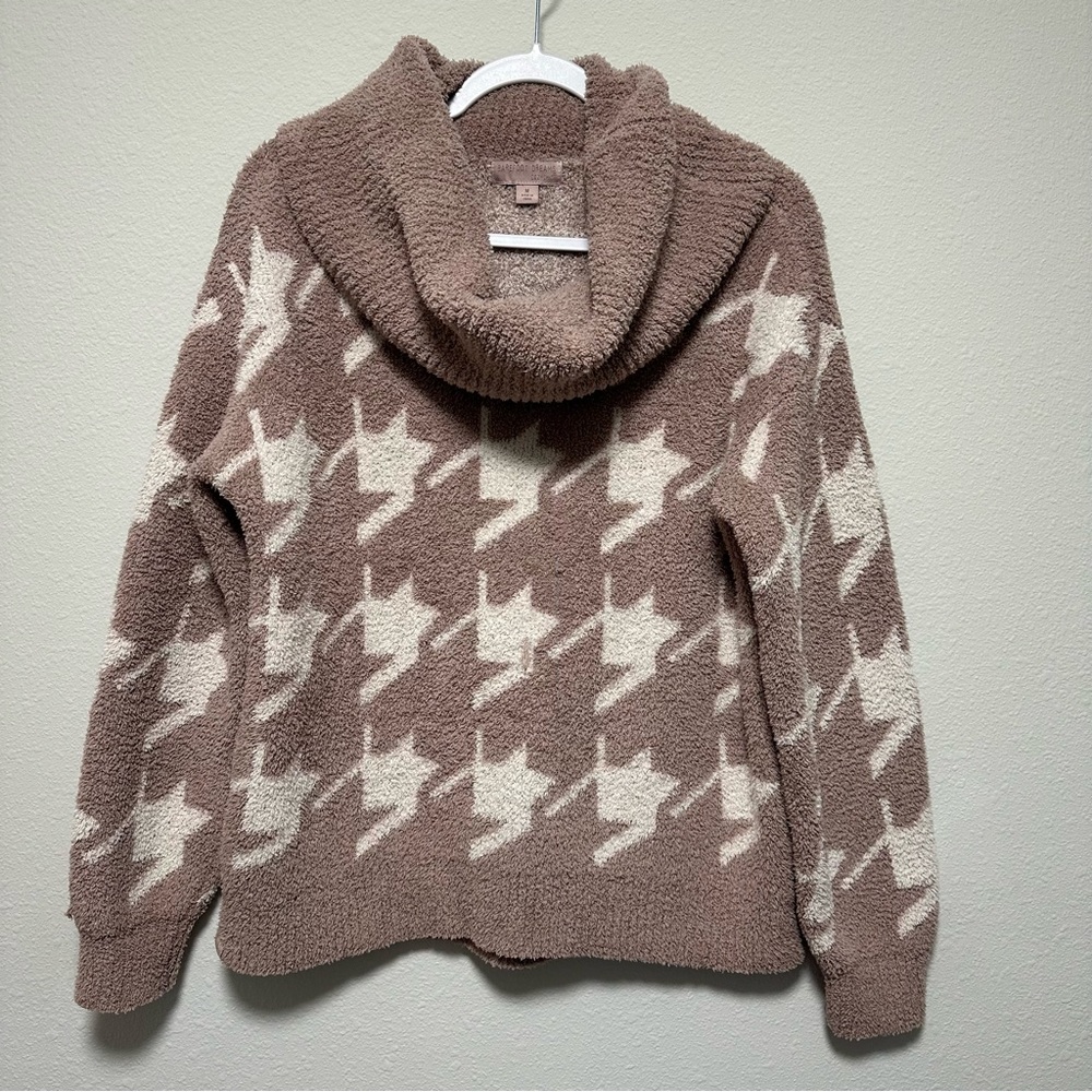Barefoot Dreams-Cozy Chic Houndstooth Knit Sweater-Women size Medium